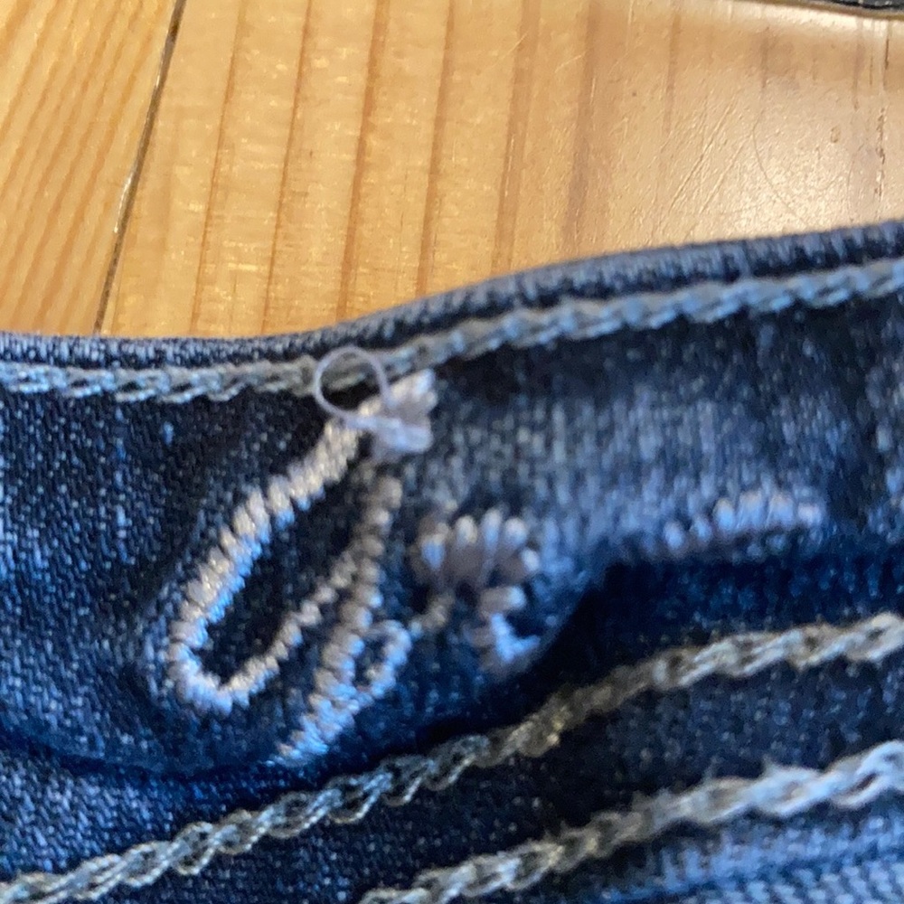 Grace in LA Rhinestone RN128119 Capri - Picture 13 of 16